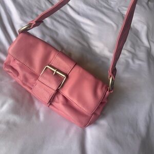 Wilson’s Leather Maxima Pink Shoulder Bag